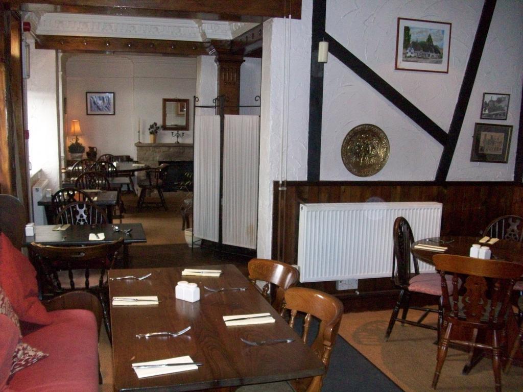 Fifield The Merrymouth Inn מראה חיצוני תמונה